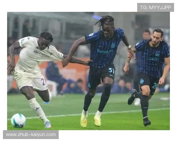 国米球探现场考察帕尔马中场贝尔纳韦，考虑其担任恰尔汗奥卢替补